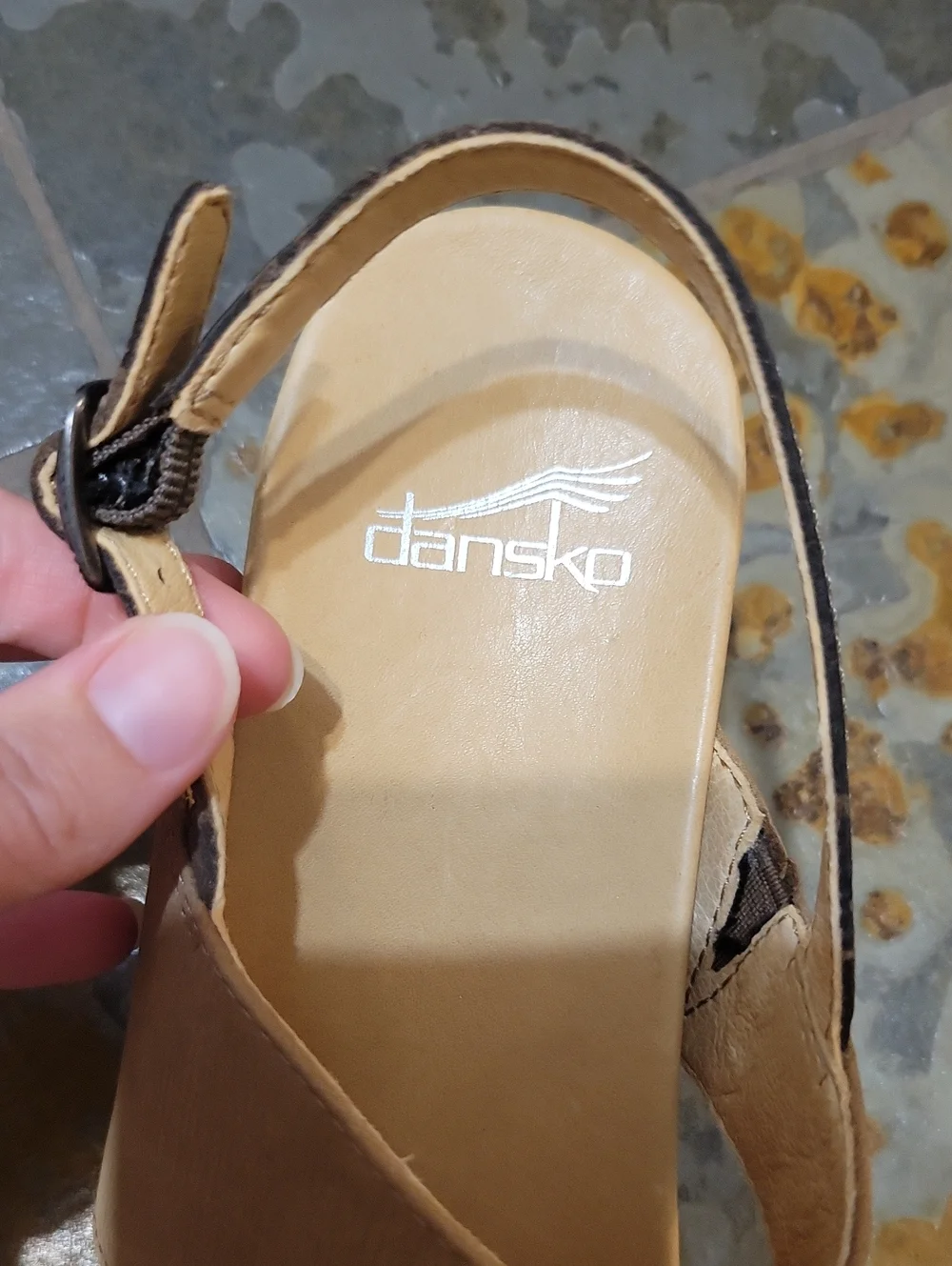 Dansko | Tamia Wood Wedge Sandal Dark Tan - Women's European size 39